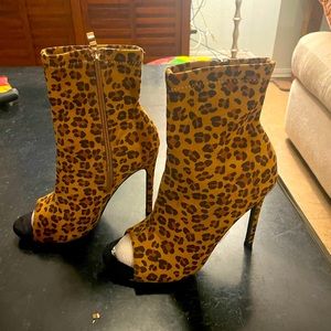 Leaped print ankle boots
